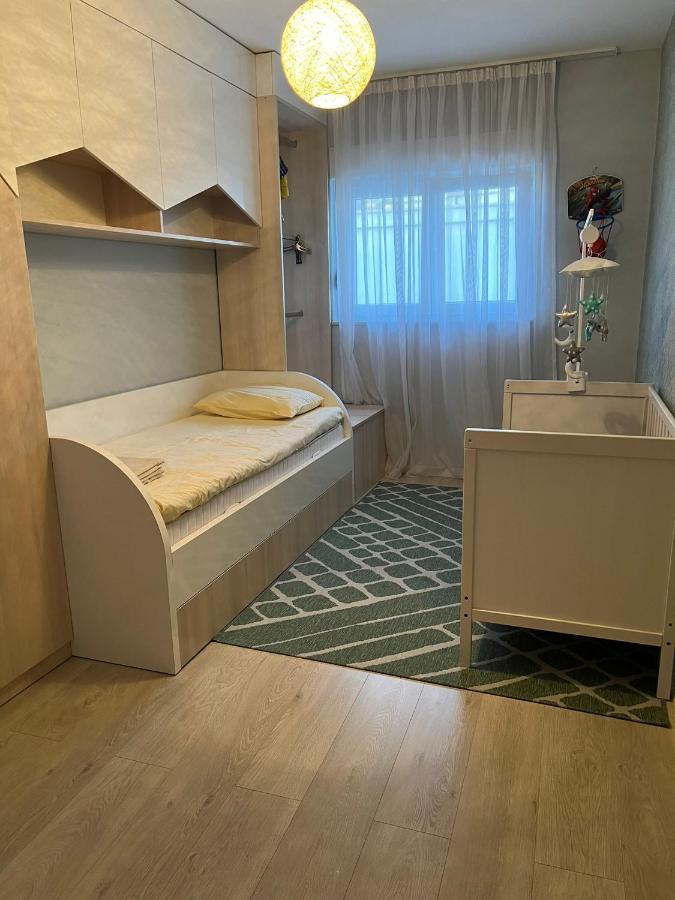מוסטר Apartman Mak מראה חיצוני תמונה