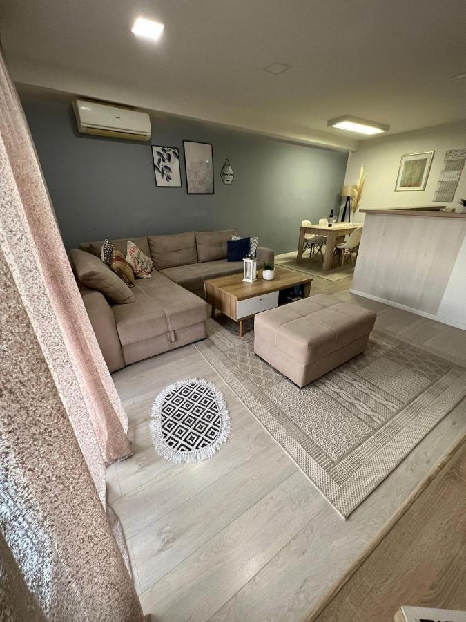 מוסטר Apartman Mak מראה חיצוני תמונה